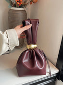 Bolsa de mão de couro macio personalizada, designer de luxo, feminina, mini bolsa de balde plissada, temperamento, zíper lateral, bolsas de festa à noite