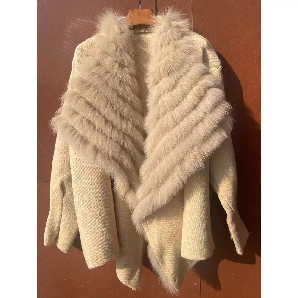 2025 Faux Fur Trim Knit Coat Fox Like Collar Plush Cardigan Women Winter Thick Designer Warm Touch