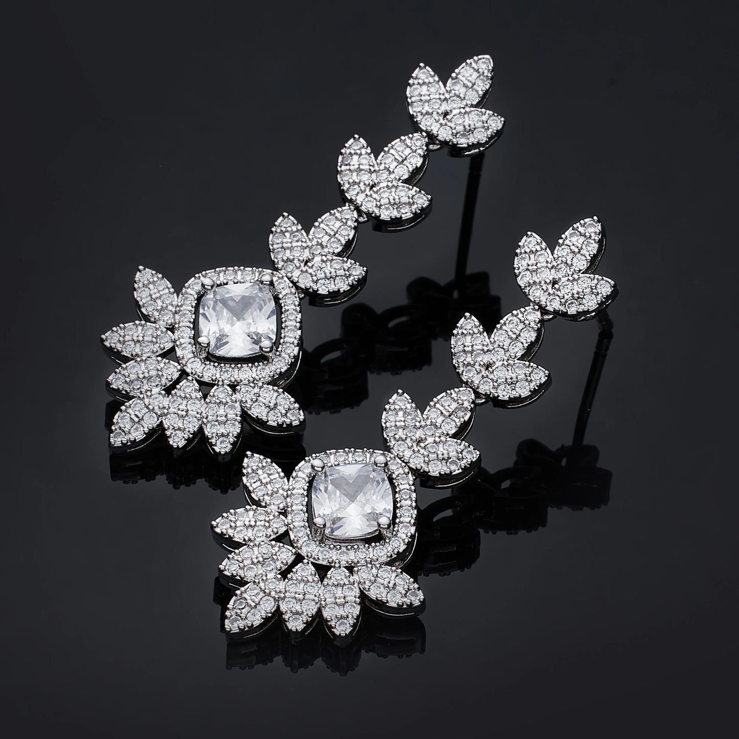 2023 Popular Luxury Droplet Cubic Zirconia Pendant Earrings for Women's Fashion Wedding Jewelry Gifts