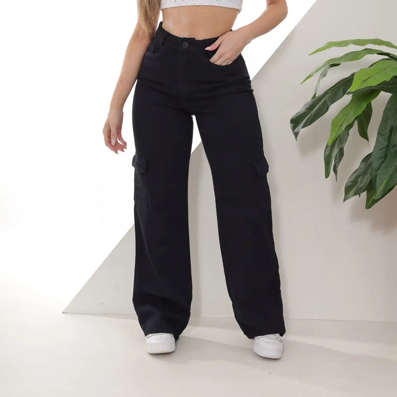 Calça Feminina Sarja Wide Leg Cargo Preto Black Tendência - CRAVO ROSE