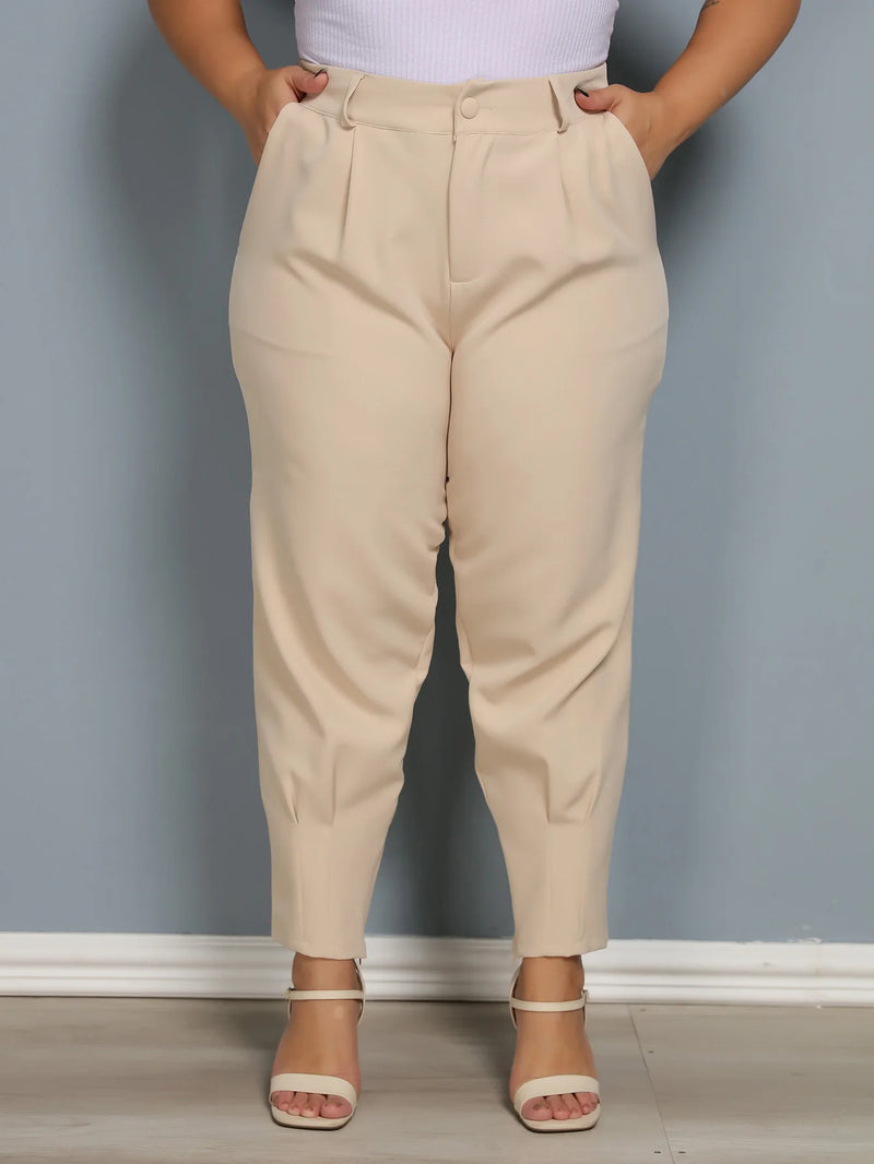 Women's Plus Size Casual Pants | Design with Side Pockets | Model with Button | Comfortable and Versatile