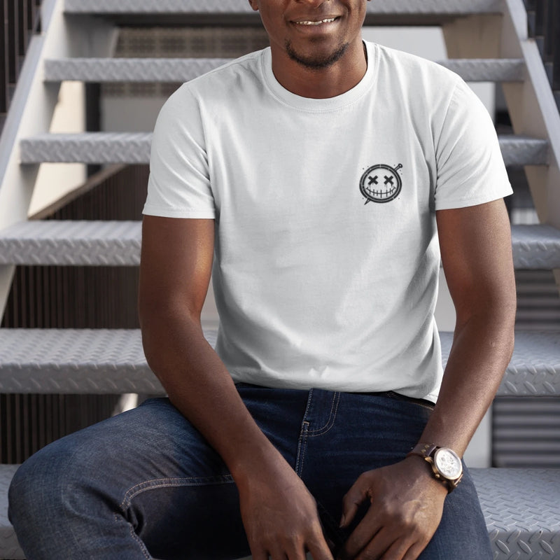 Men's T-Shirt GuGi Coat of Arms Smile Stitched Needle Print Small Minimalist CM01-504