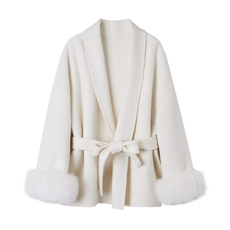 Miiine [Hua Ya] Elegante Casaco Curto de Pele de Raposa Dourada Alpaca Reversível de Lã para Exterior Feminino