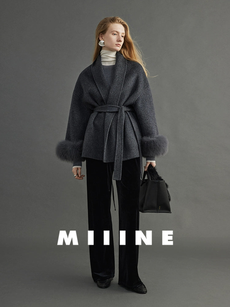 Miiine [Hua Ya] Elegante Casaco Curto de Pele de Raposa Dourada Alpaca Reversível de Lã para Exterior Feminino