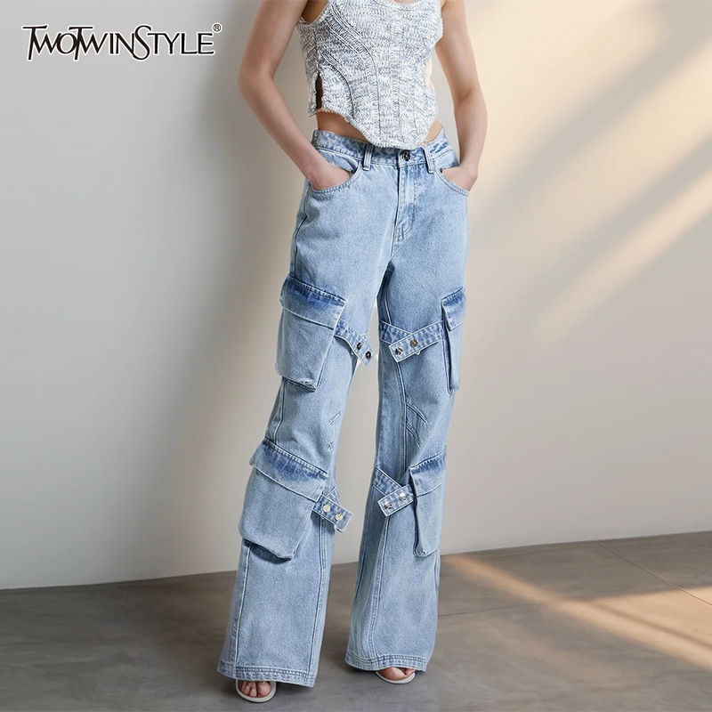 TWOTWINSTYLE Calça jeans feminina folgada com bolsos e patchwork, casual, lisa, cintura alta, botão emendado, streetwear, cargo, jeans feminino