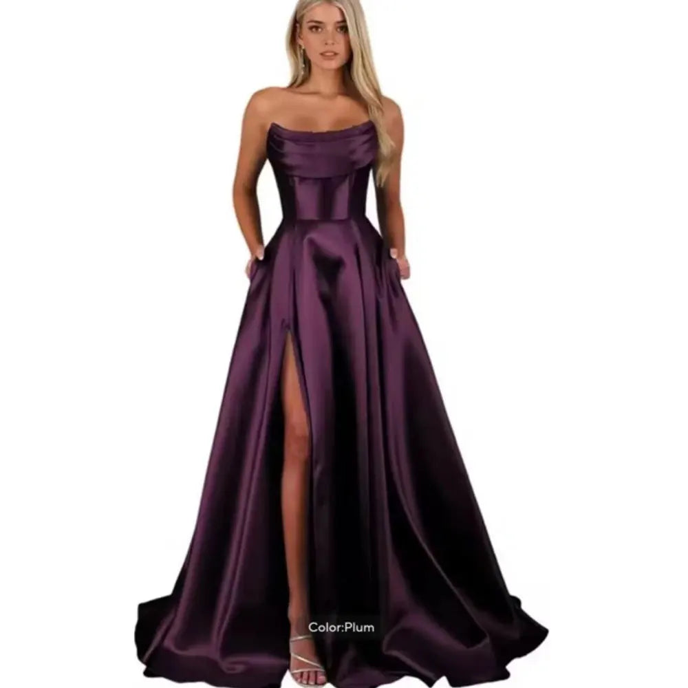 Vestido de Festa em Cetim com Bolsos, Tomara Que Caia e Modelagem Evasê