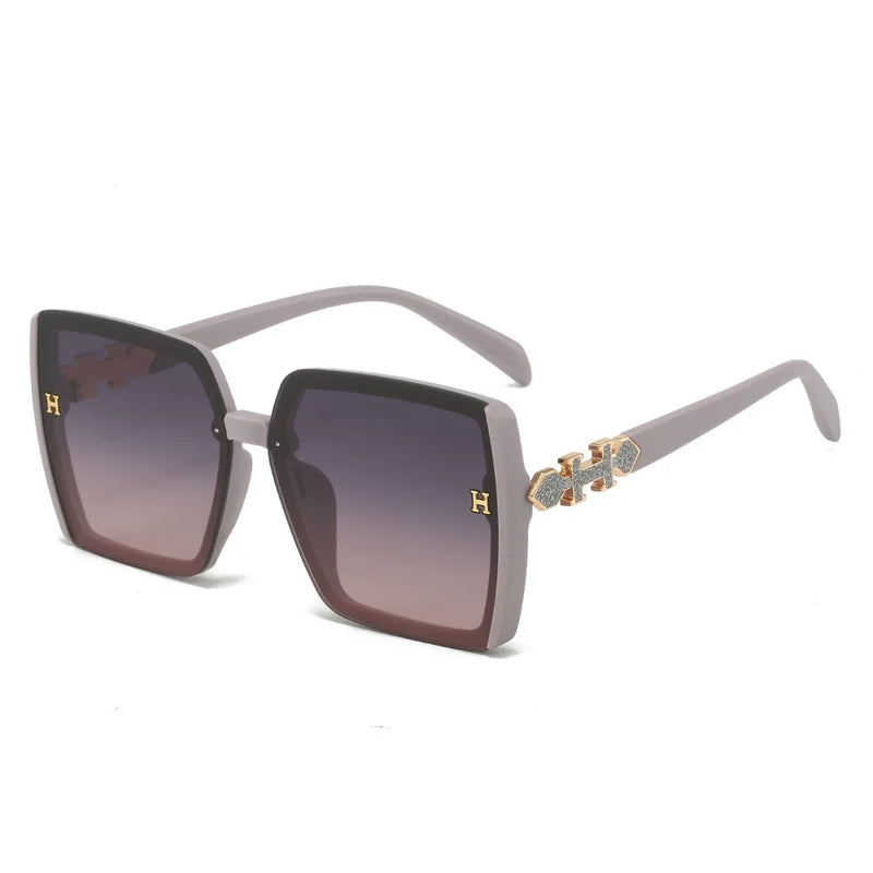 New Fashion Women's Sunglasses Light Luxury Travel Temple Letters UV400 Sunglasses(DS-3011)