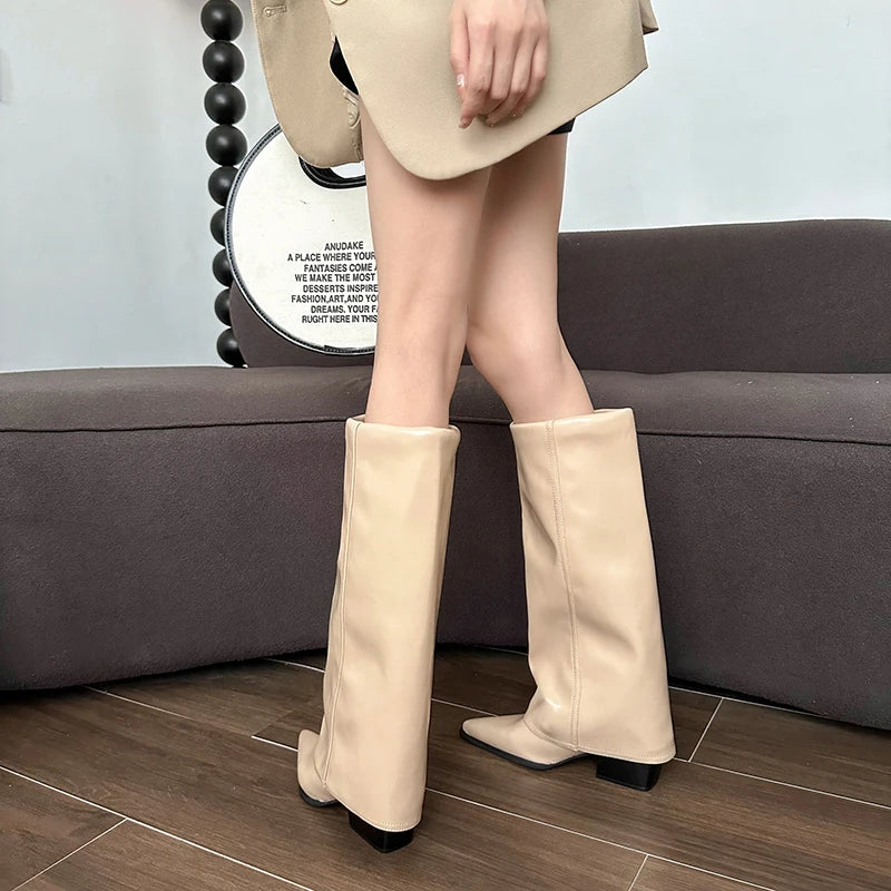 Botas de couro chunky de salto alto femininas, bico fino, estilo Chelsea, novas bombas femininas, botas gladiadoras para neve