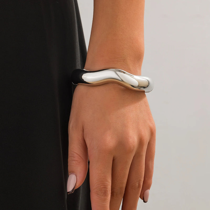 Ingemark Punk Hip Hop Irregular Metal Chunky Bangles for Women Vintage Fashion Gold Color Wave Spring Bracelets Men Jewelry Gift