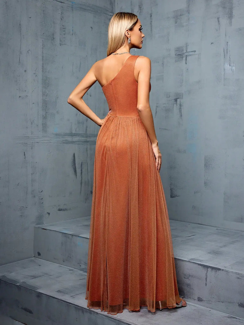 Vestido um ombro assimétrico pregas no peito cintura fenda vazada Um balanço malha saia longa Vestido de noite Vestido de baile