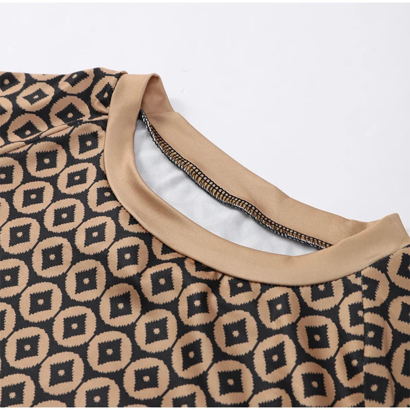 Conjunto de calças femininas elásticas, elegantes, com estampa slim fit, gola redonda, manga comprida, top curto, 2025, novas roupas femininas para primavera