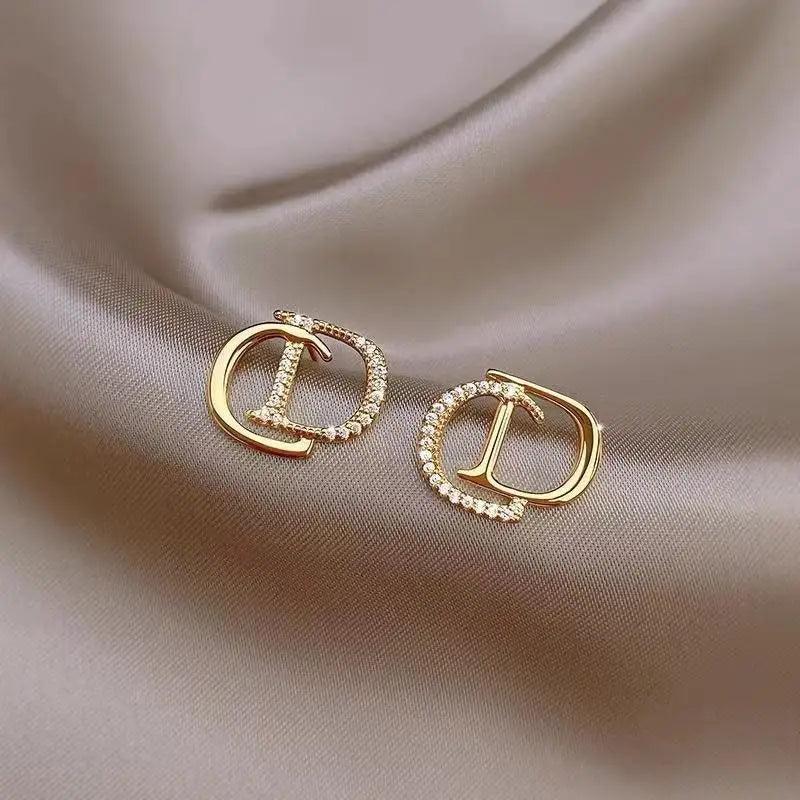 2024 New Elegant Trendy Design Women's Needle Korean Style Fashion Versatile Letter Hoop Earrings - CRAVO ROSE