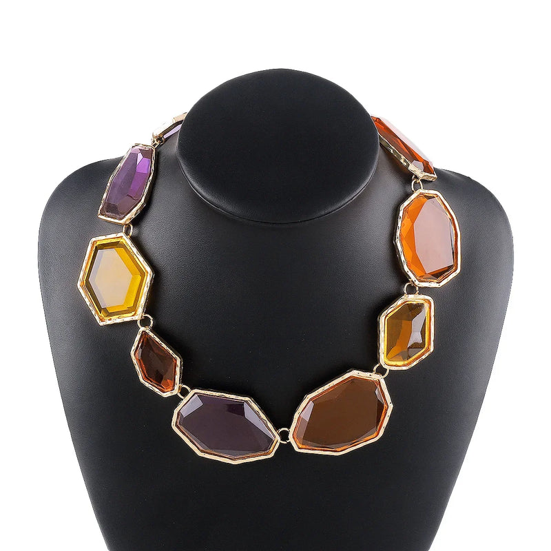 New Irregular Geometry Transparent Resin Necklace Women's Elegant and Cute Sweater Chain Banquet Jewelry Accessories