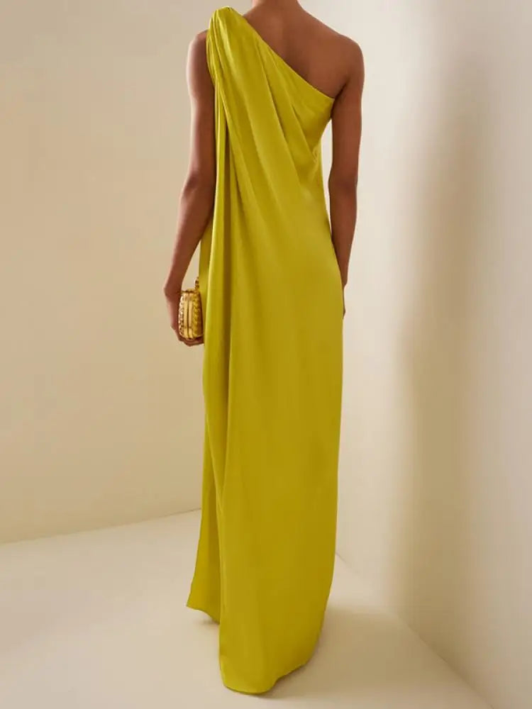 Vestido de noite elegante feminino Freeacy Loose Fit, cor sólida, amarelo, um ombro só, cintura alta, corte H, fenda lateral, vestido longo