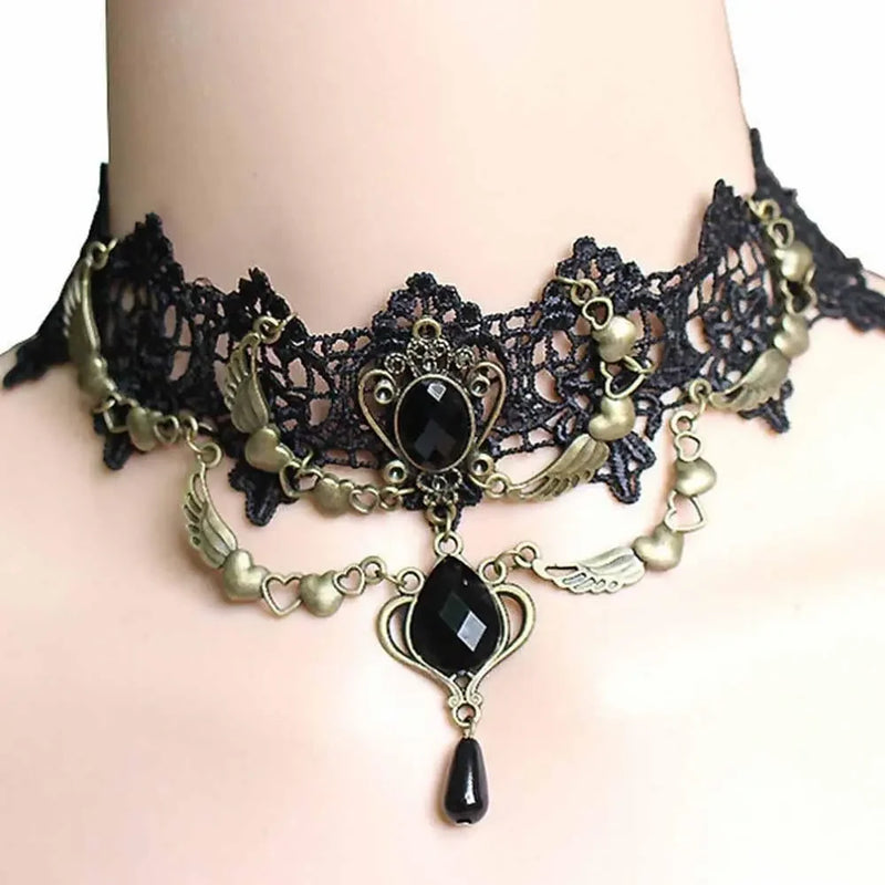 Fashion Gothic White Crystal Lace Choker Necklace For Women Fashion Victoria Vintage Clavicle Chain Collar Statement Jewelry