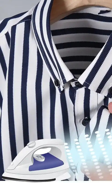Camisa social masculina de manga comprida, estilo business casual, com listras clássicas. Resistente ao desgaste, não amassa e é fácil de cuidar.