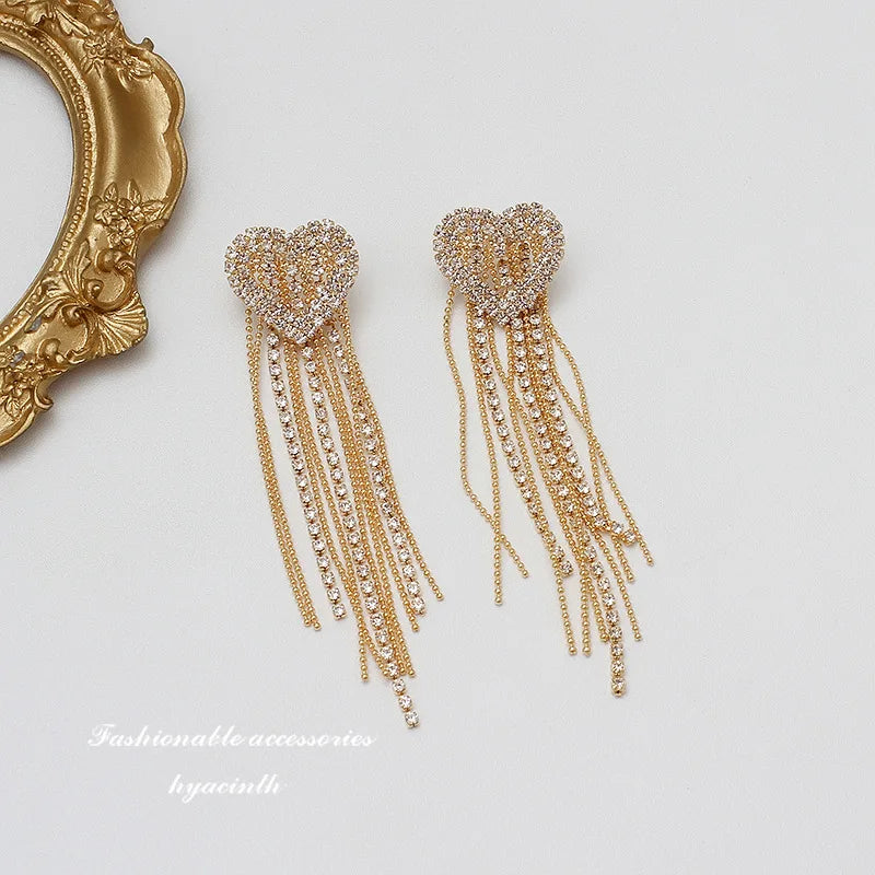 New Fashion Trend Unique Design Elegant Exquisite Light Luxury Exaggerated Serpentine Earrings Female Jewelry Party Senior Gift