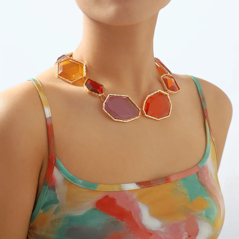 New Irregular Geometry Transparent Resin Necklace Women's Elegant and Cute Sweater Chain Banquet Jewelry Accessories