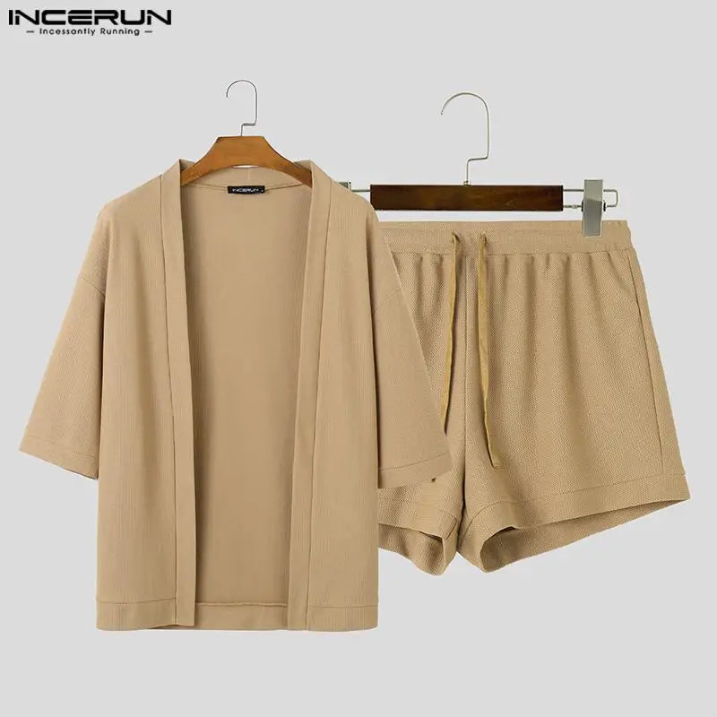 Conjuntos masculinos cor sólida, cardigan de meia manga e shorts com cordão, duas peças, moda urbana, ternos casuais