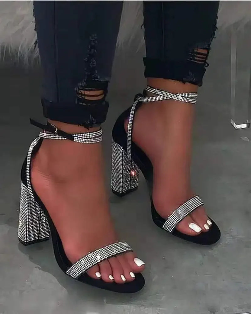 Sandálias de Salto Alto Mulheres Strass Sexy Transparente Sandálias de Salto Alto Feminino Novos Sapatos de Festa de Verão Senhoras Bombas Plus Size