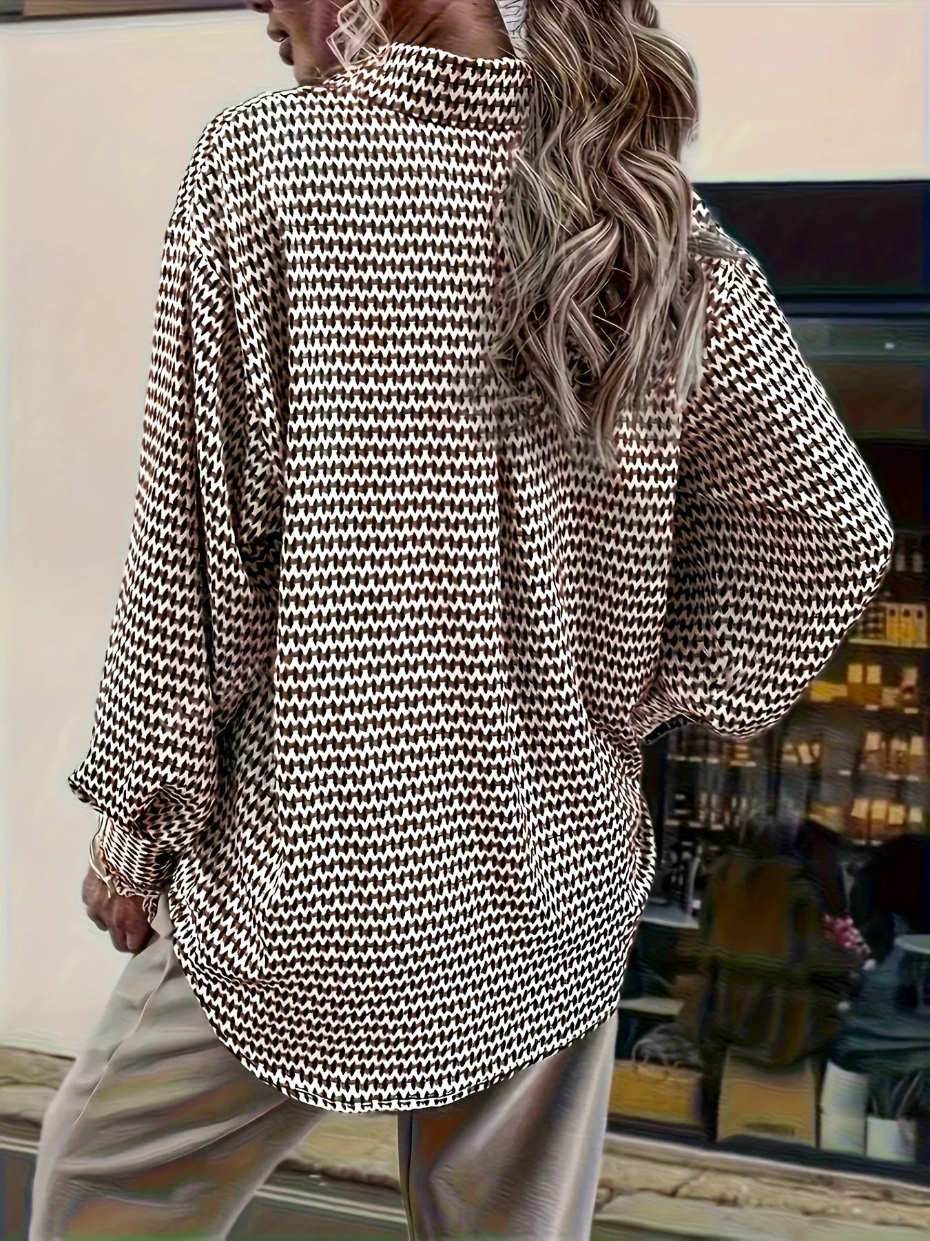 Ladies' Casual, Fashionable, Comfortable Printed Single Row Button-Up Lapel Long-Sleeved Shirt