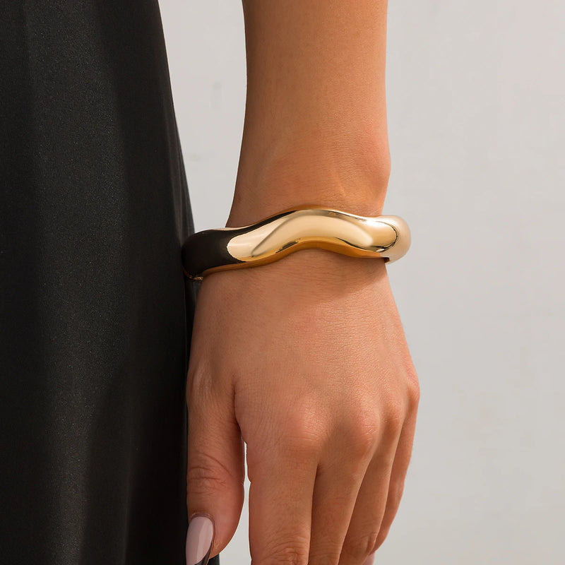 Ingemark Punk Hip Hop Irregular Metal Chunky Bangles for Women Vintage Fashion Gold Color Wave Spring Bracelets Men Jewelry Gift