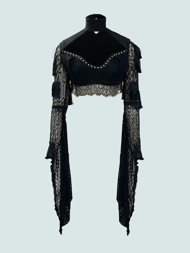 Blusa gótica feminina da moda, blusa de renda escura, mangas trompete, suspensórios finos, sexy, de rua, de gaze preta, para festa em boate