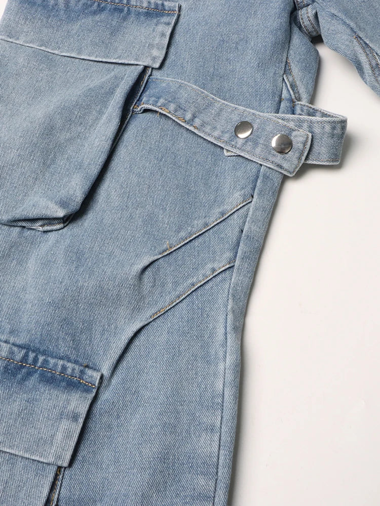 TWOTWINSTYLE Calça jeans feminina folgada com bolsos e patchwork, casual, lisa, cintura alta, botão emendado, streetwear, cargo, jeans feminino