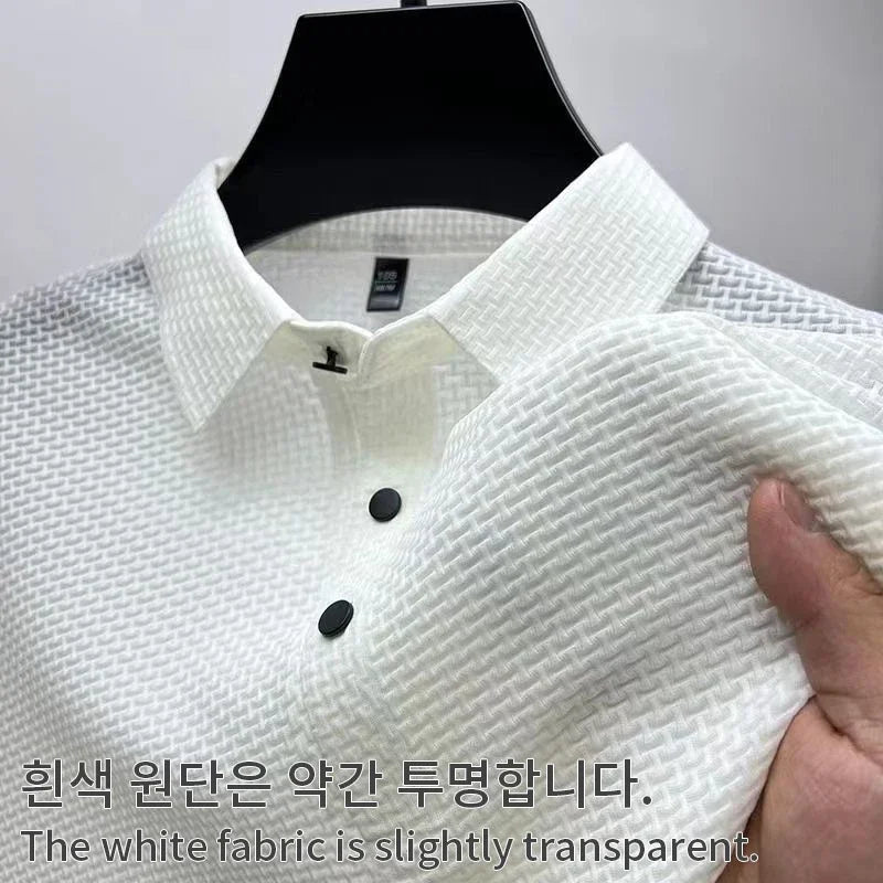 Nova camiseta polo masculina de manga curta com decote em V e manga curta, de seda gelada, respirável, da moda empresarial, roupas de marca masculina