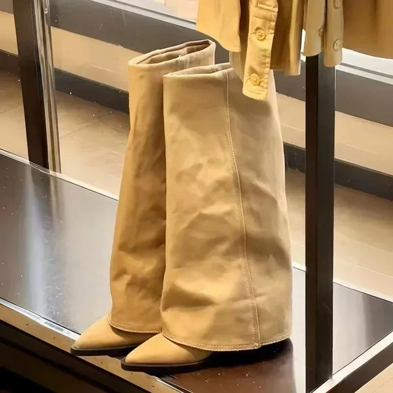 Botas de couro chunky de salto alto femininas, bico fino, estilo Chelsea, novas bombas femininas, botas gladiadoras para neve