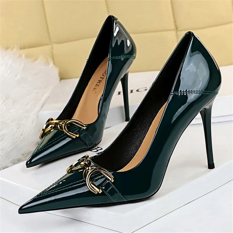 Sapatos de salto alto sensuais de 10 cm, cor vinho, nude, para mulheres, stripper, salto agulha, couro brilhante, para casamento, noiva, vermelho de qualidade