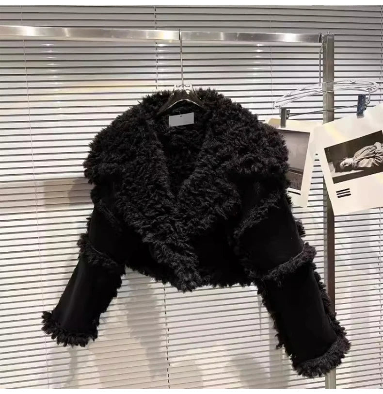 Lautaro Autumn Winter Short Hairy Thick Warm Black Faux Sheepskin Coat Women with Long Sleeve Luxury Designer Fluffy Jacket 2023