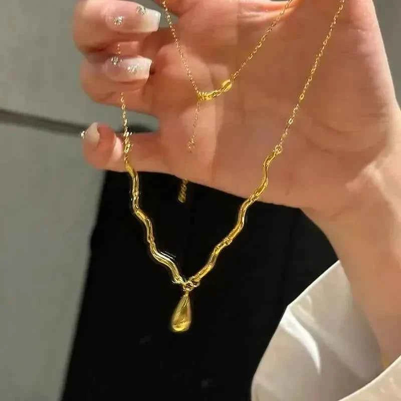 Подвеска На Шею New in Vintage Glossy Water Droplet Necklaces Light Luxury Laziness Irregular Tassel Collar Chain Fine Jewelry