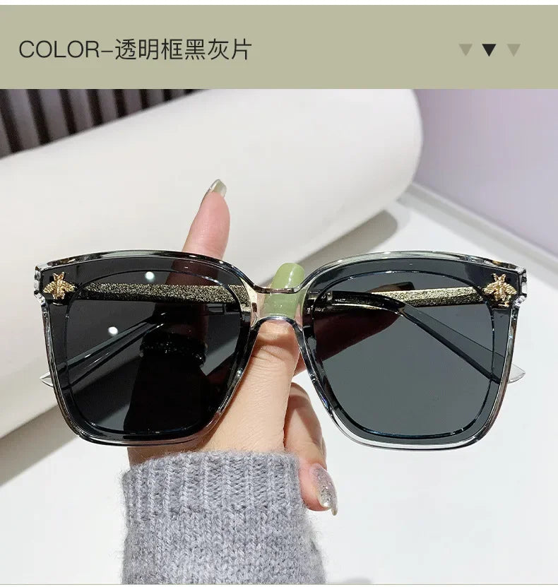 2024 New Small Square Sunglasses Women Men Luxury Brand Bee Sun Glasses Ladies Special Eyewear UV400 Girls Oculos De Sol Gafas