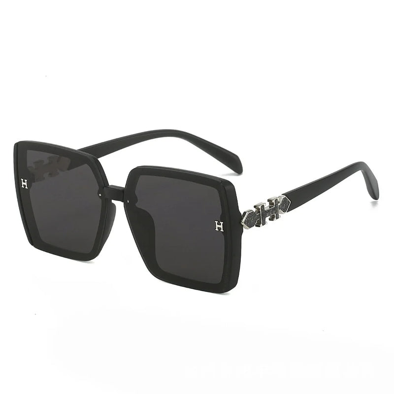 New Fashion Women's Sunglasses Light Luxury Travel Temple Letters UV400 Sunglasses(DS-3011)