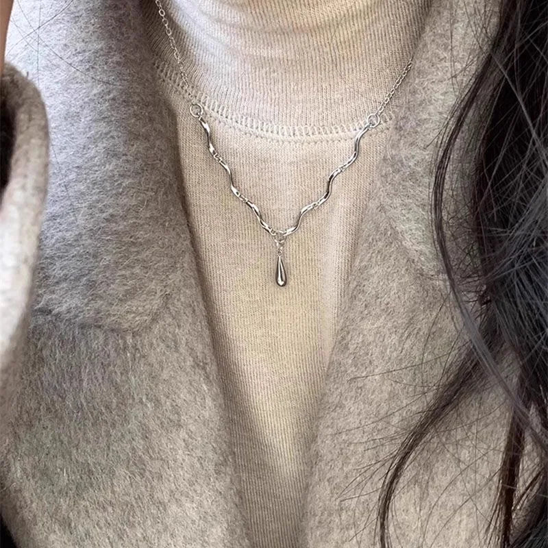 Подвеска На Шею New in Vintage Glossy Water Droplet Necklaces Light Luxury Laziness Irregular Tassel Collar Chain Fine Jewelry