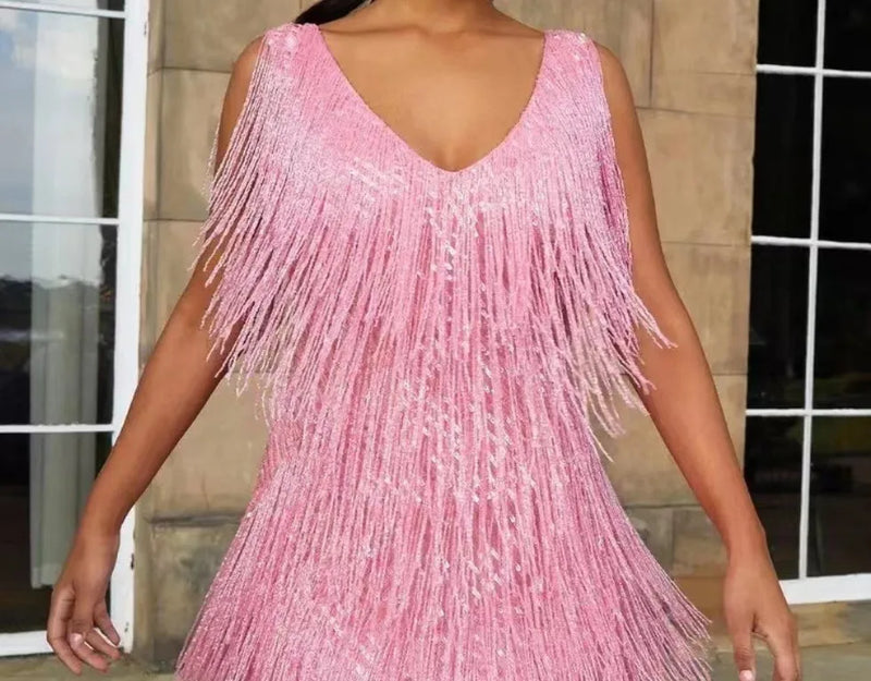 Fashion V-neck Sexy Deep Sleeveless Pencil Dresses Fringed Mid Dress for Women
