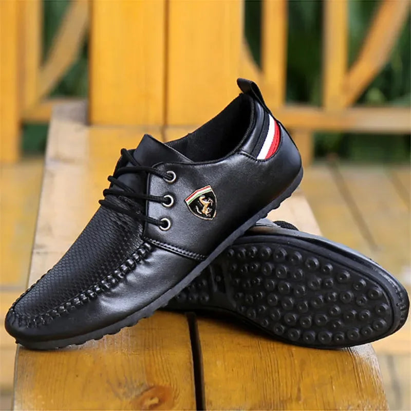 2024 Fashion Lace Up Soft Flats Driving Shoes White Black Peas Shoes Hot Men Casual Shoes Brand Breathable British Mens Sneakers - CRAVO ROSE