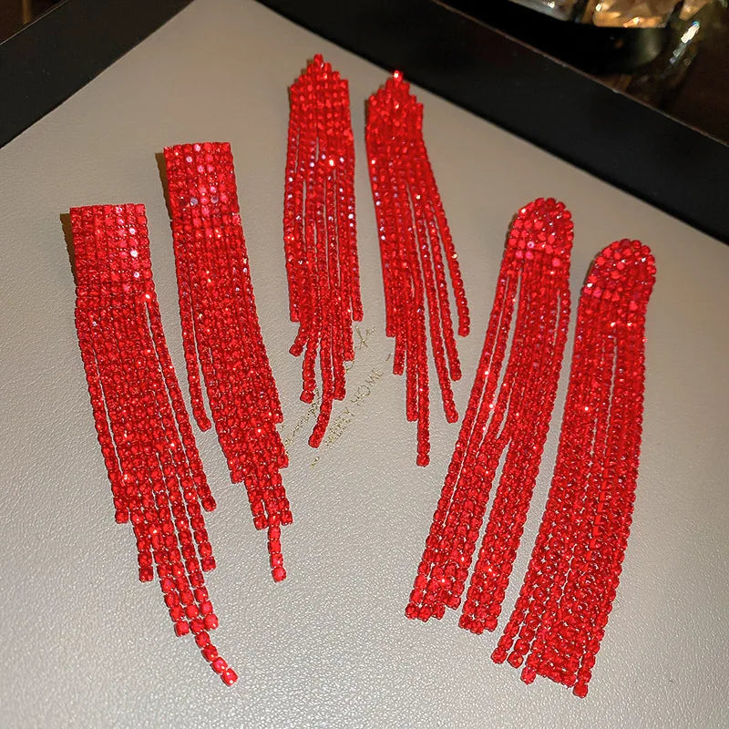 Irregular Long Tassel Earrings for Women Creative High Sense Light Luxury Solid Red Drop Earring Inlaid Rhinestone Jewelry Gifts