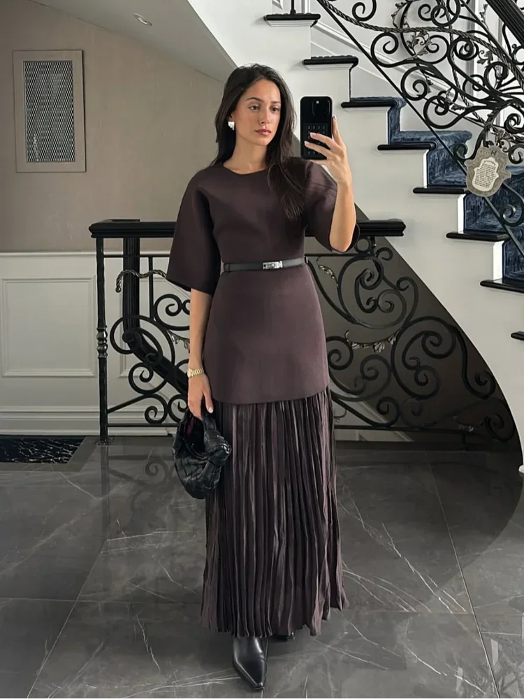 Vestido longo elegante com decote redondo e manga curta, moda feminina, liso, plissado, gaze, patchwork, 2025, novo, para escritório