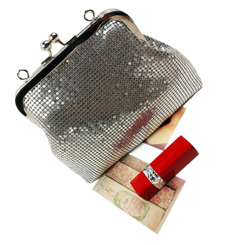 Trend Small Square Bag Metal Chain Crossbody Bag Women Evening Clutches Bag Luxury Design Shoulder Bag Ladies Party Dinner Purse