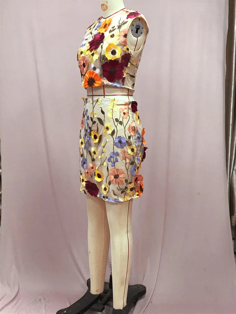 Spring Dress Women's Skirt High-quality Embroidery Hook Pattern Sleeveless Crop Top Wrap Hip Skirt Set of Two Pieces