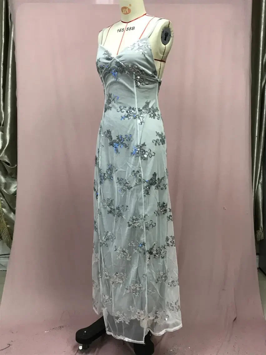 Vestido Longo de Festa com Lantejoulas e Costas Abertas – Decote V Elegante