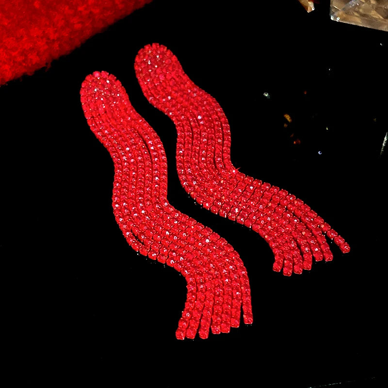 Irregular Long Tassel Earrings for Women Creative High Sense Light Luxury Solid Red Drop Earring Inlaid Rhinestone Jewelry Gifts