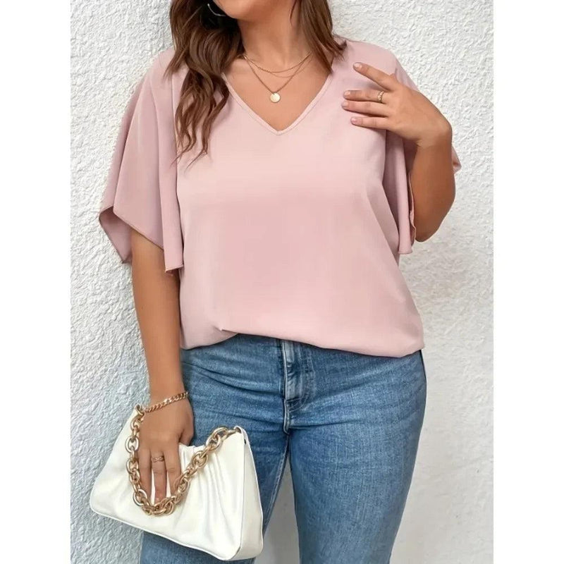 Camiseta feminina plus size simples e elegante que interpreta a moda com simplicidade e mostra seu charme elegante - CRAVO ROSE