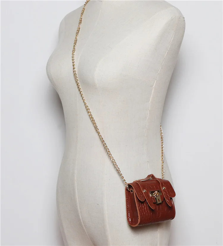 Korean version concave ins crocodile pattern mini small fanny pack removable belt chain diagonal span women's bag
