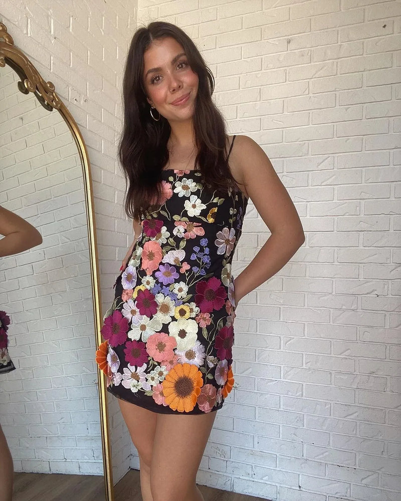 Elegant Temperament, lady Flower Mesh Splicing, Heavy-duty Embroidery, Suspender Dress,woman  Short Skirt, Lace,girl Slimming