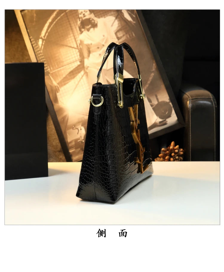 2025 new all-match alligator print atmosphere middle-aged women bag large capacity Tote bag