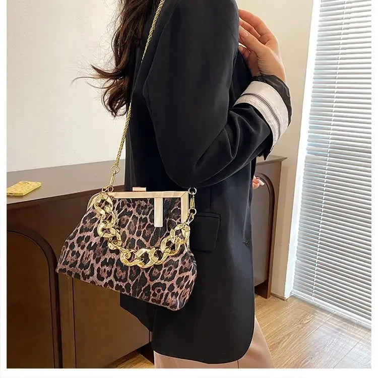 Senior Leopard Print All-in-one Shoulder Package Underarm Bag Women 2025 Autumn Winter Niche Fashion Chain Crossbody Dinner Bag