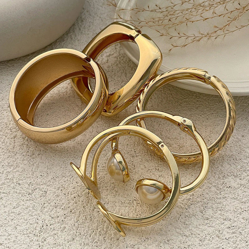 Ingemark Exaggerated Punk Smooth Heavy Metal Chunky Spring Bangles Women Hip Hop Gold Color Arm Bracelet Steampunk Men Jewelry